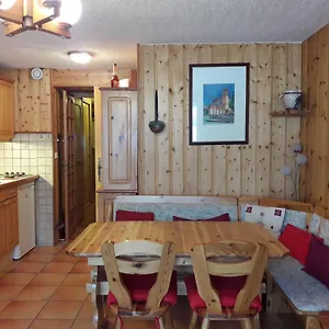 https://le-panda.hotels-rhonealpes.com